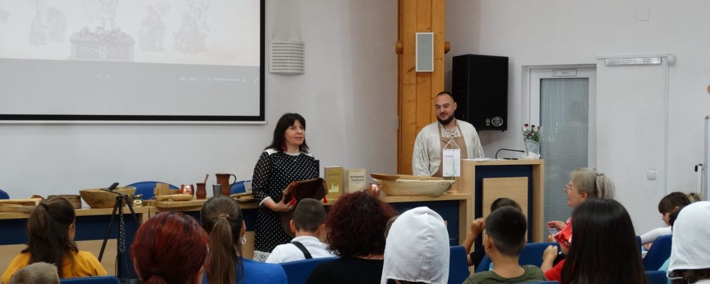 Primele ateliere din proiectul „Reconstituirea Breslelor la Mediaș” au adus tradițiile meșteșugărești mai aproape de copii